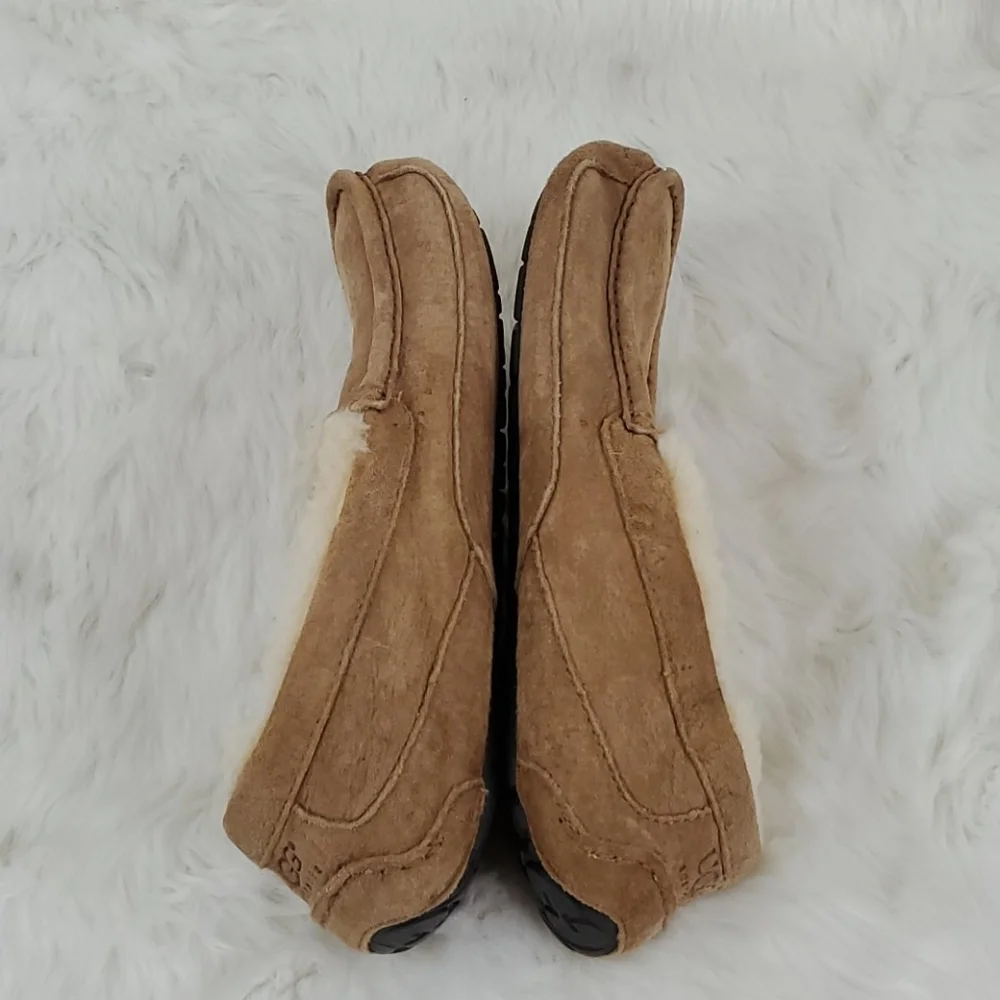 UGG Men’s Brown Suede Leather Slip-On Slippers Size 10 |Cozy Comfort